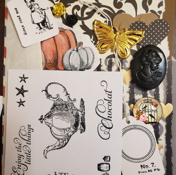 Ephemera Junk Journaling Pack - Picture 1 of 7